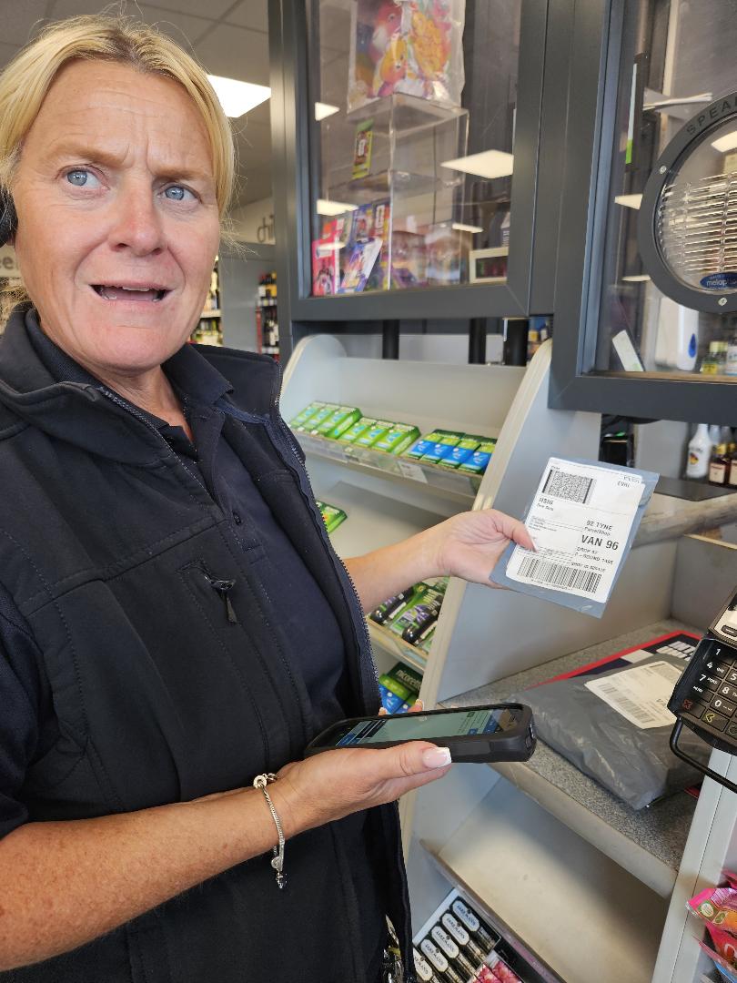Shop assistant expression